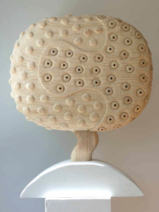 Le tao du pommier - François LACOSTE Sculpture en bois d'un pommier en forme de tao